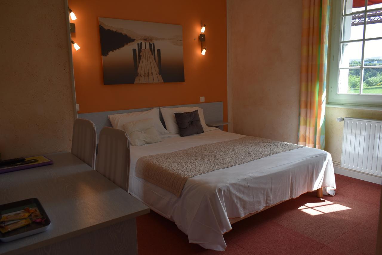 Logis Hotel Beau Site Loubaresse  Eksteriør bilde